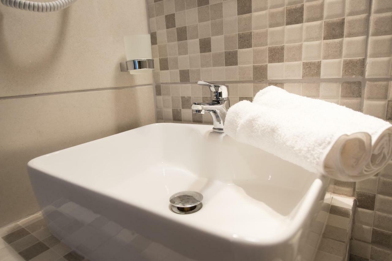 Roxani'S Apartments アギオス・ニコラオス エクステリア 写真